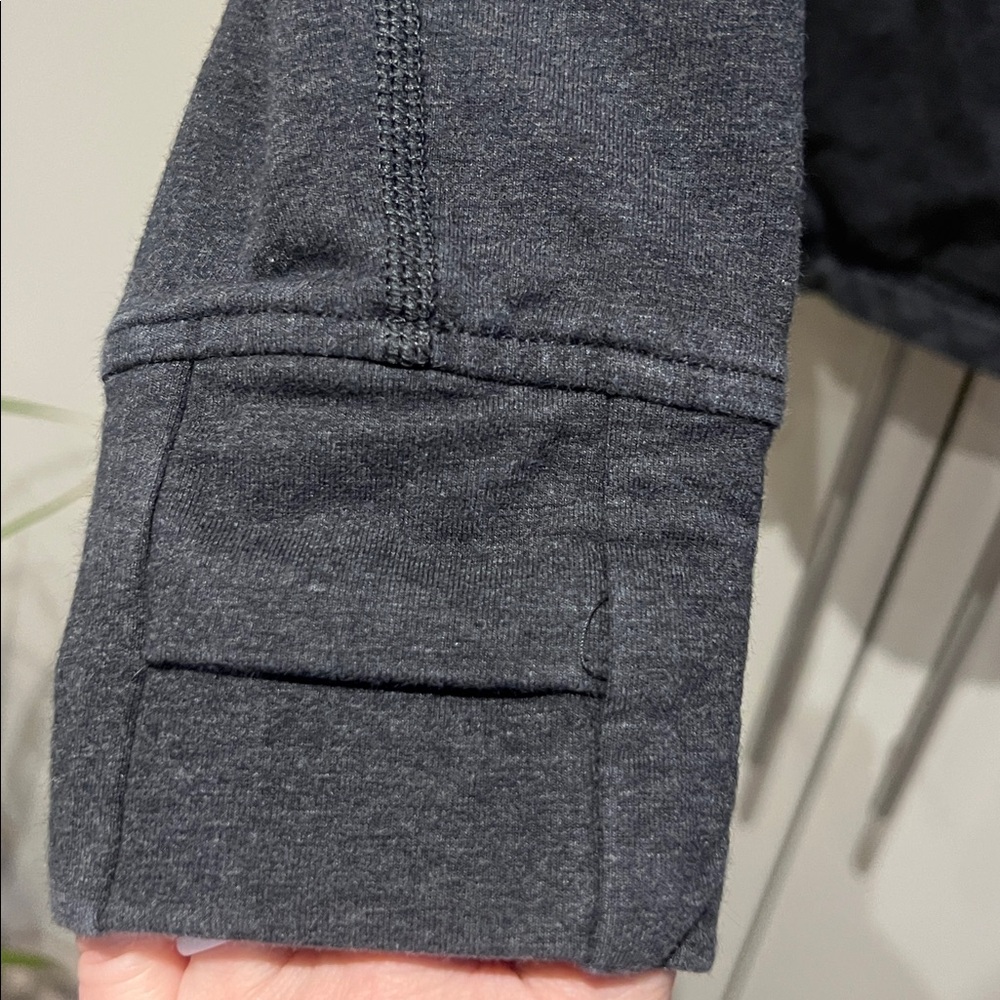 Lululemon Coast Wrap II - Picture 8 of 12